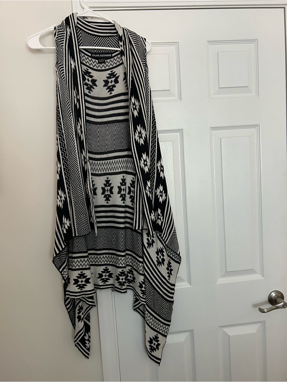 Sylvia Alexander Open-Front Black & White Geometric Knit Vest